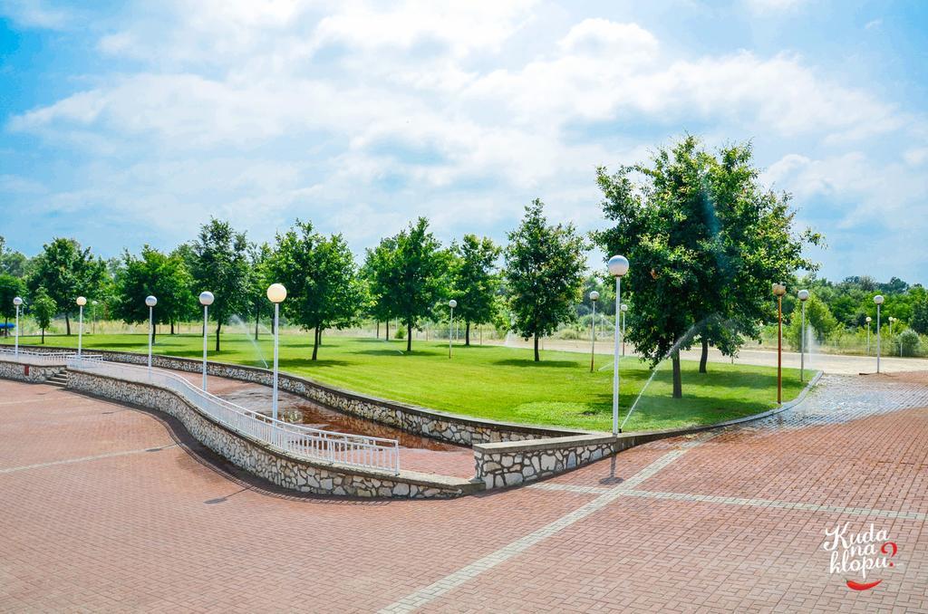 Saint Paul Accommodation Kraljevo Exterior foto